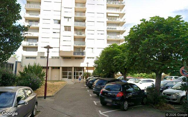 Façade : 2 rue Aristide Briand 1000 Bourg-En-Bresse, Bourg-en-Bresse
